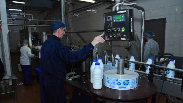 V-DNR-rassmotryat-vozmozhnost-e`ksporta-molochnoy-produktsii-v-Kryim.jpg